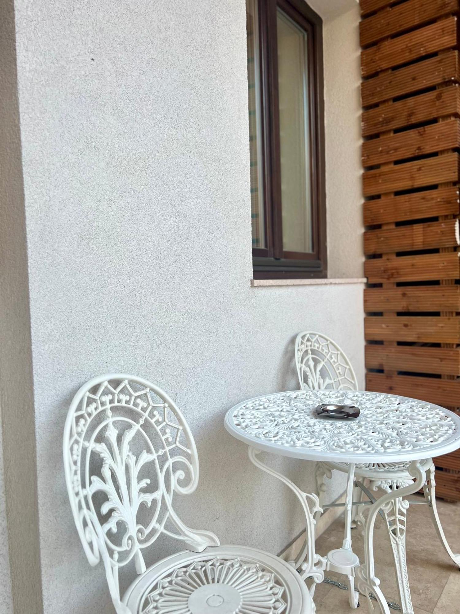 House4You - Blanari Bukarest Exteriör bild